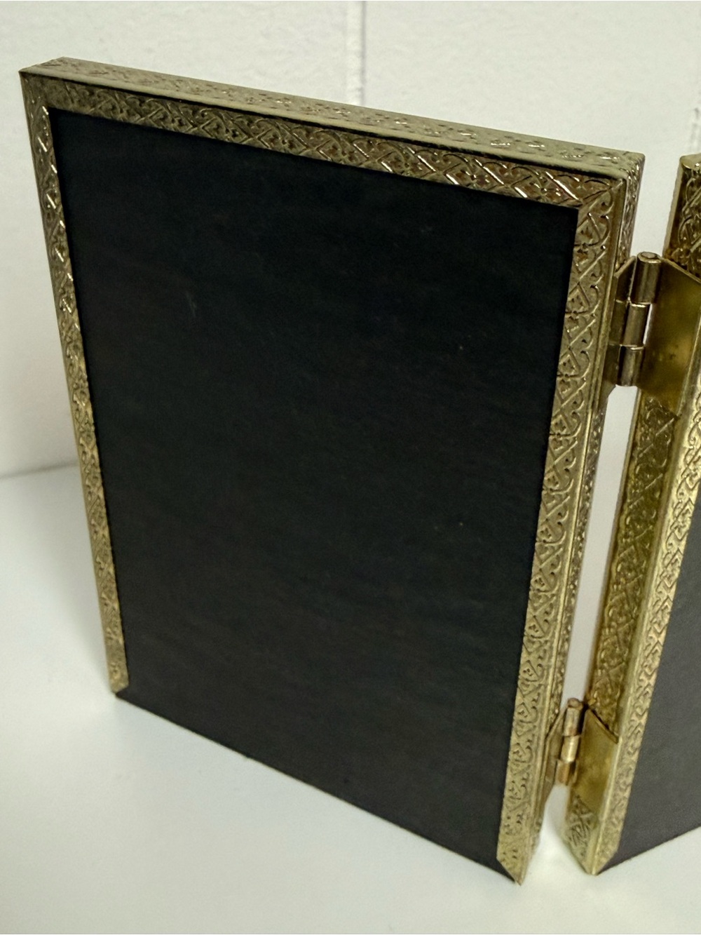Vintage Goldtone Triple Hinged Picture Frame | Holds Three 3.5x5 Photos NOS NWT - Picture 9 of 12